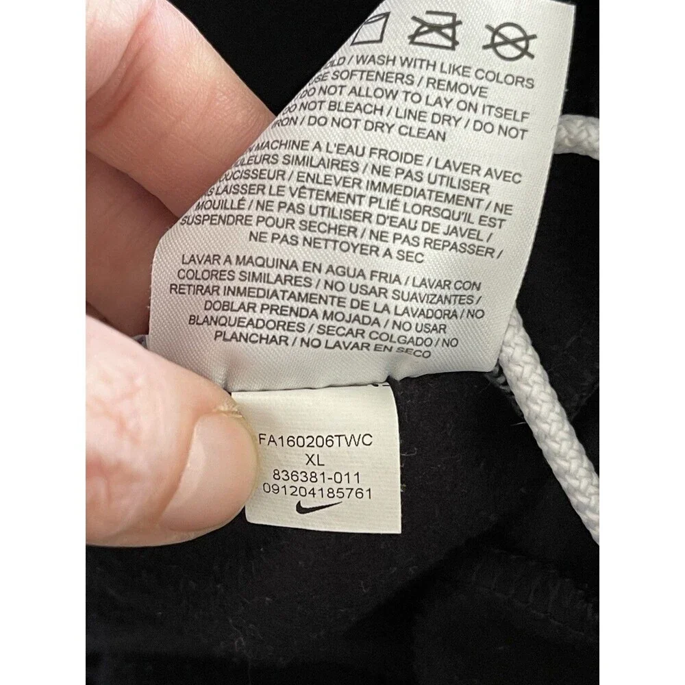 Nike boys xl